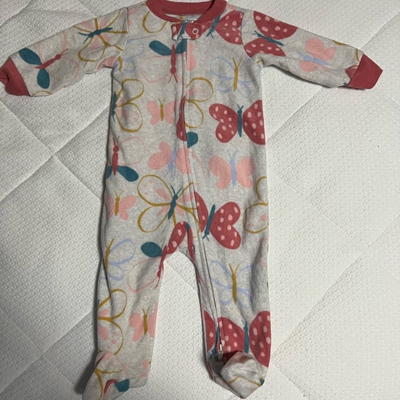 Fleece footed pjs - Picture 7 of 9